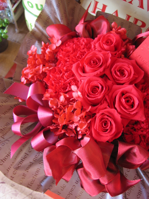 赤バラ　誕生日プレゼント　花　フラワー　プリザーブドフラワー